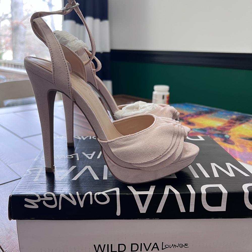 Nude Ruffle Sandals - Picture 2 of 4